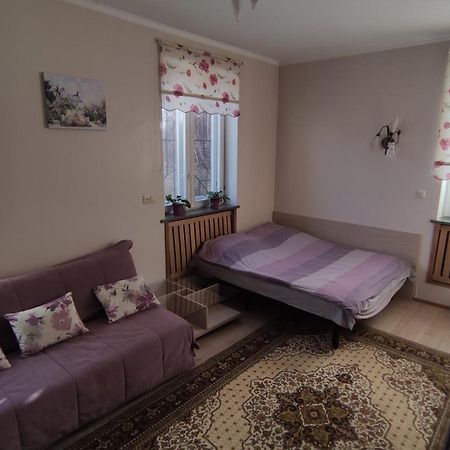 Guest House Dacha Kiev Ngoại thất bức ảnh