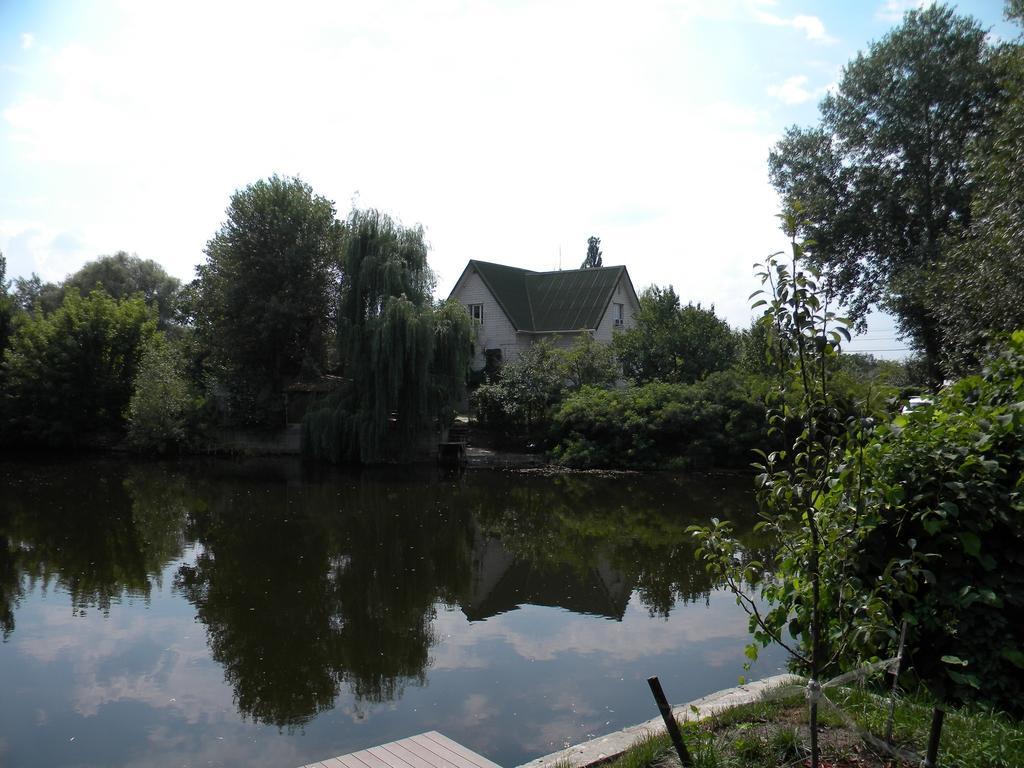 Guest House Dacha Kiev Ngoại thất bức ảnh