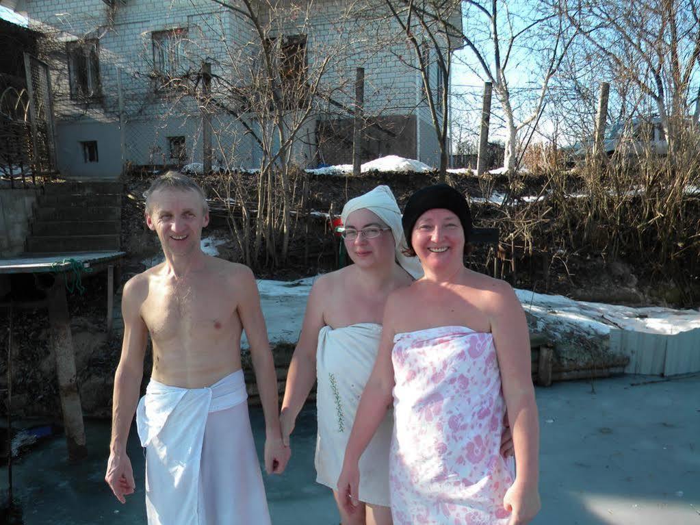 Guest House Dacha Kiev Ngoại thất bức ảnh