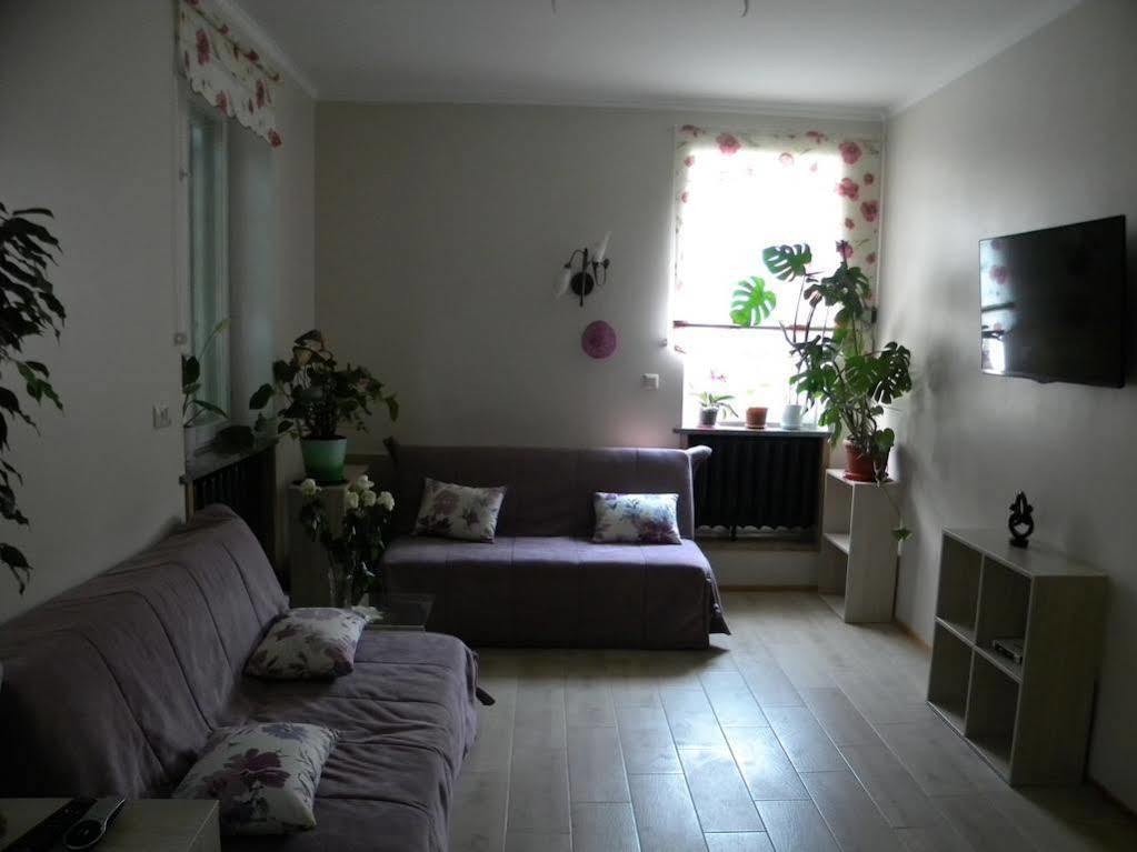 Guest House Dacha Kiev Ngoại thất bức ảnh
