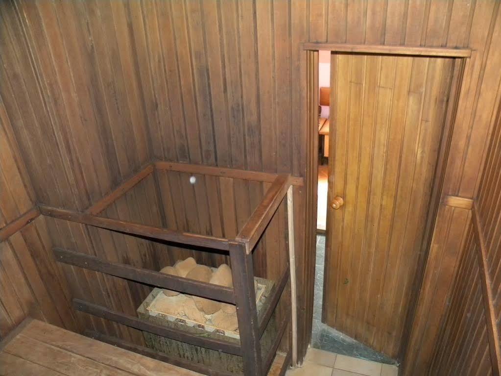 Guest House Dacha Kiev Ngoại thất bức ảnh